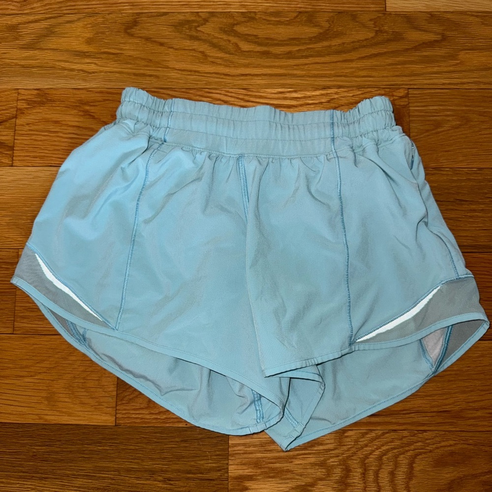 LULULEMON HOTTY HOT SHORTS 4IN